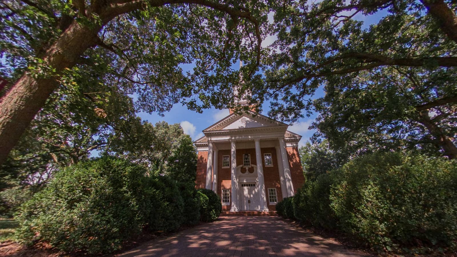 360° view of Chapel Front at Meredith College