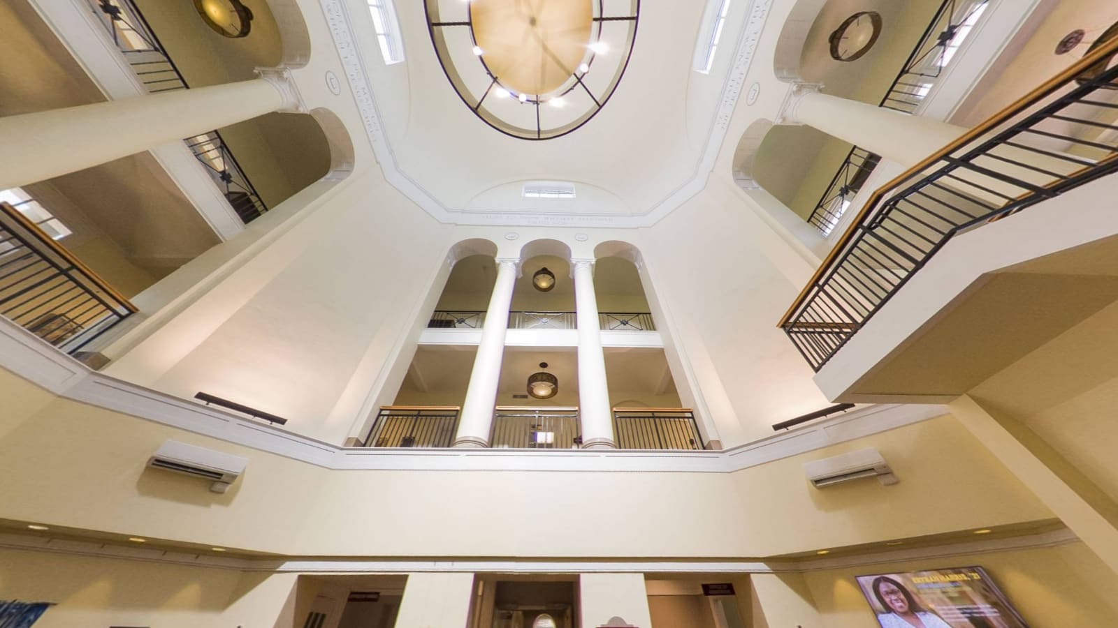 360° view of Johnson Hall Rotunda at Meredith College